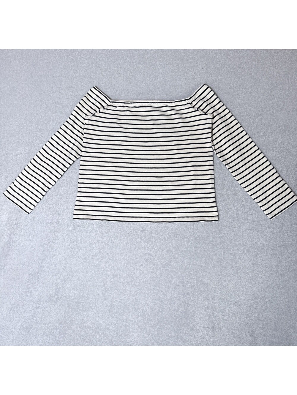 Theory Aprine K Classic knit off the shoulder Striped top size S